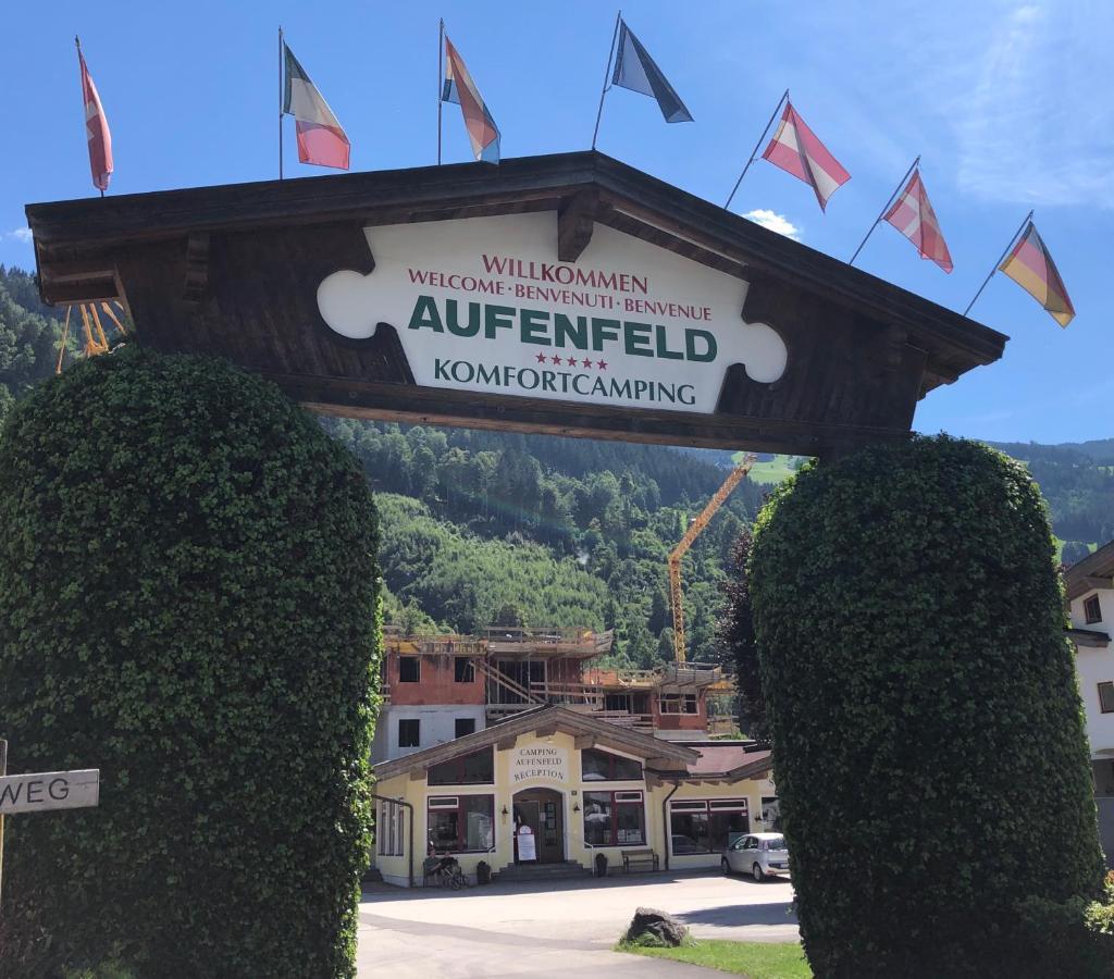 Hotel Zillerglückhütte - 5 Sterne Camping Aufenfeld Aschau Im Zillertal Exterior foto